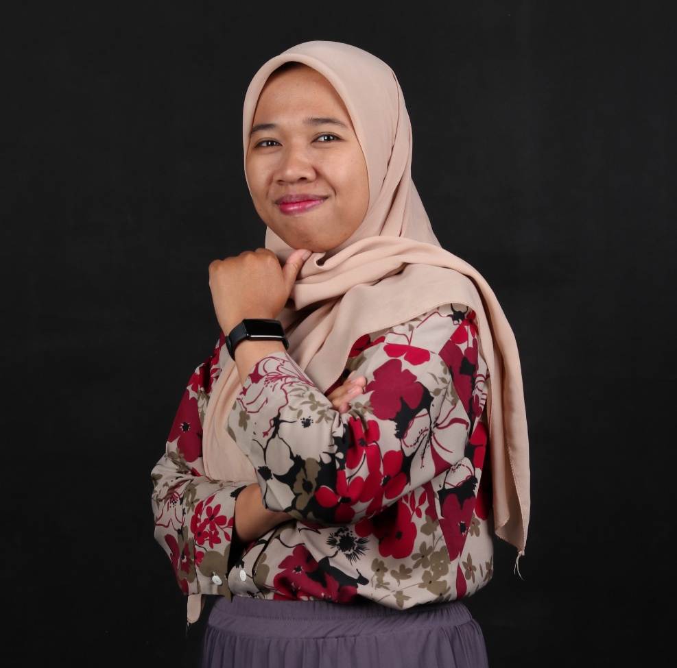 Tri Nuryati, S.Kom